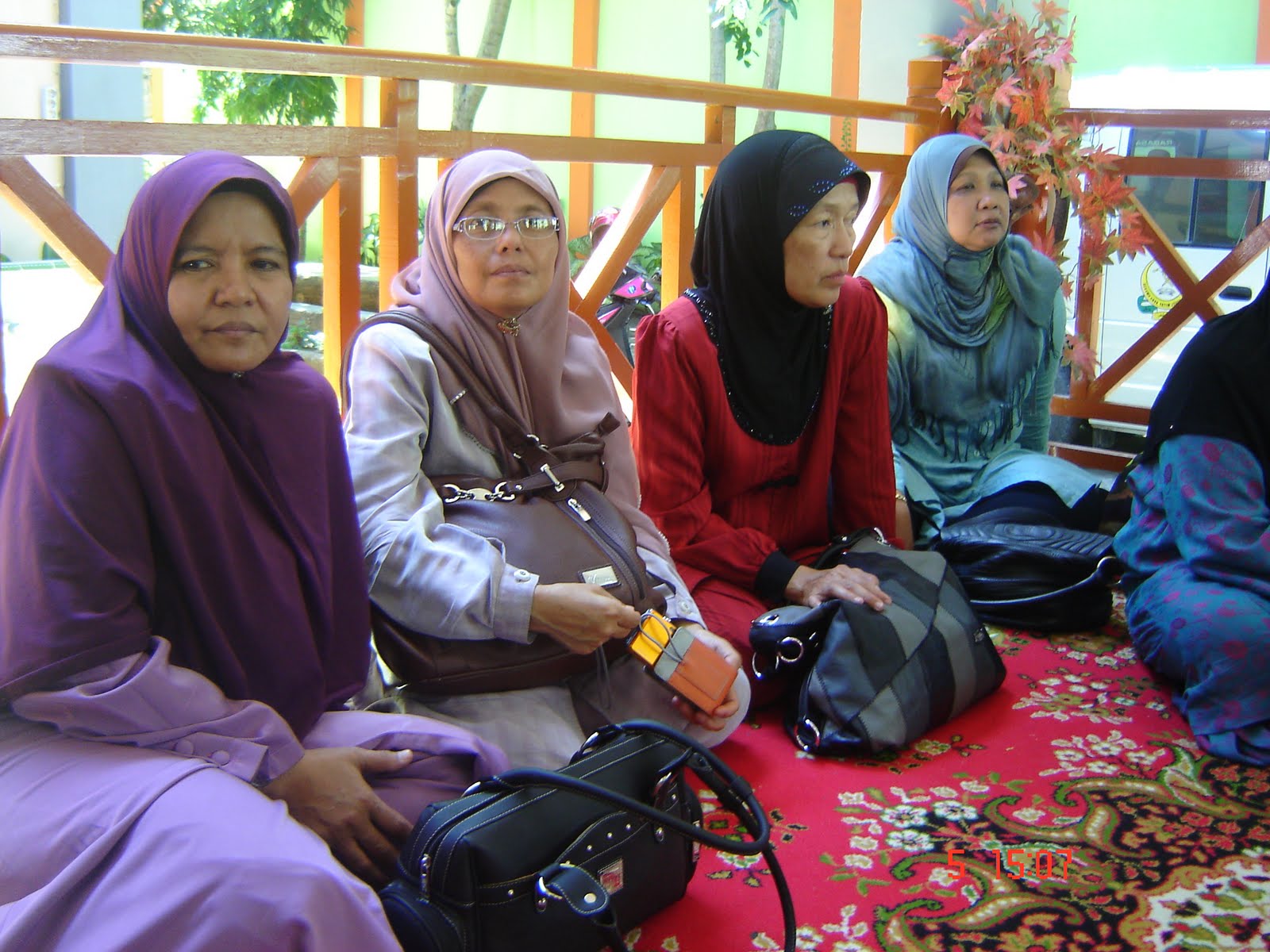 LAWATAN KE RUMAH ANAK YATIM JOHOR DI ACHEH 2011 | SK Muzaffar Syah ...