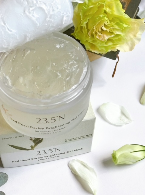 23.5°N Red Pearl Barley Brightening Gel Mask Texture