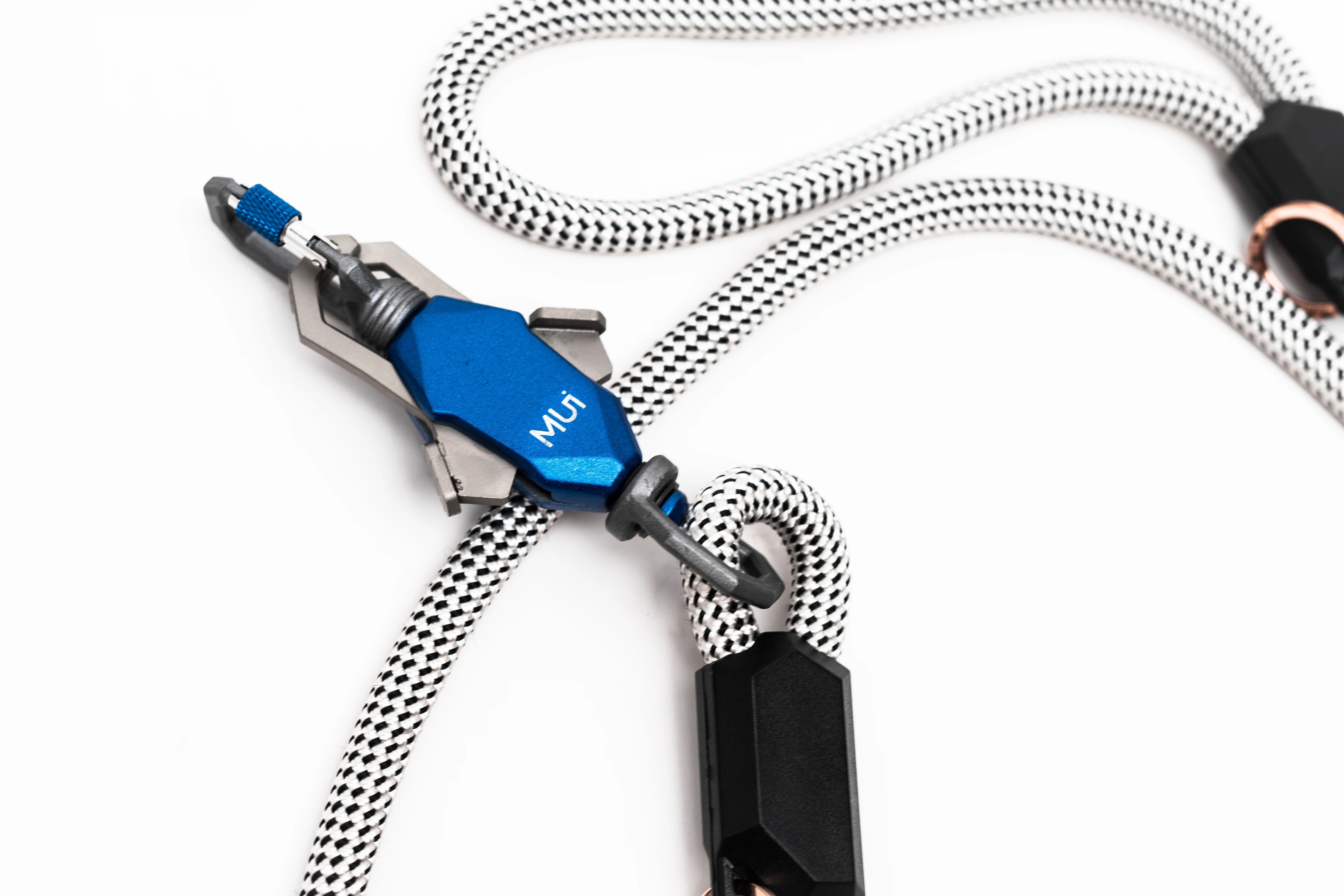 Mui Magnetic Rope Leash