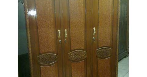  Lemari baju triplek  3 pintu motif Allia Furniture