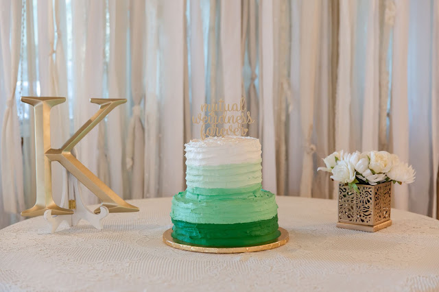 wedding cake details at shenandoah mill in gilbert az