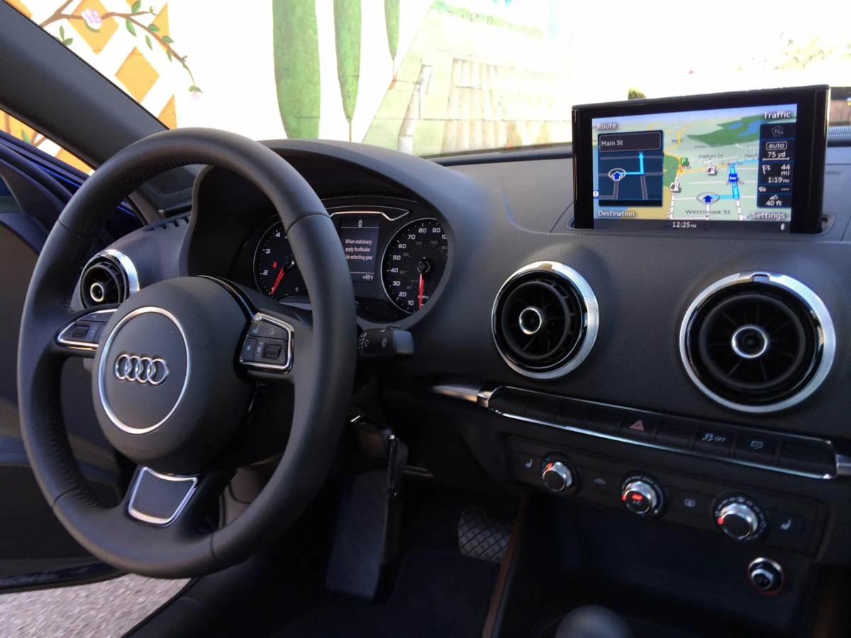 Audi A3 Sport 2015 - interior