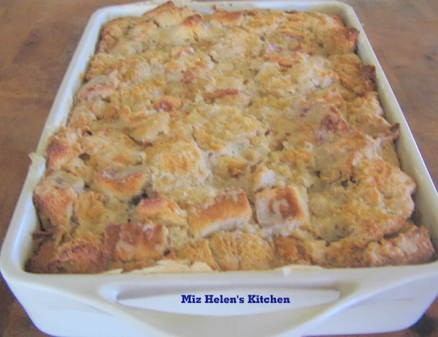 Bread Pudding (Cajun) at Miz Helen's Country Cottage