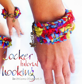Locker hooking bracelet