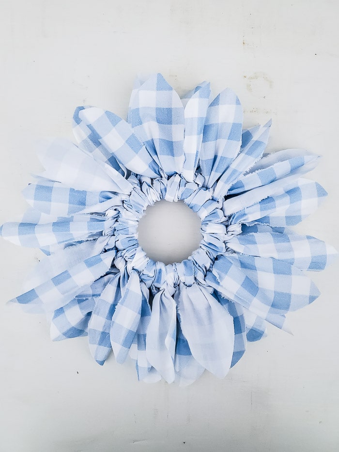mason jar lid flower with blue checked fabric