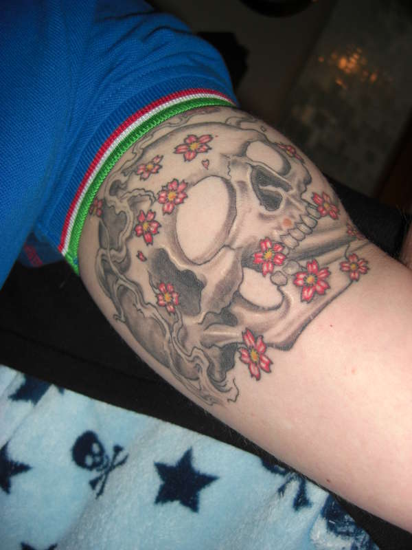 tattoos of skulls and flowers. Skull and flowers quarter idea