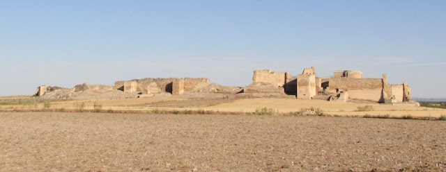 Castillo; Castillos; Castle; Castles; Château; Châteaux; Calatrava la Vieja; Carrión de Calatrava; Ciudad Real; Castilla La Mancha