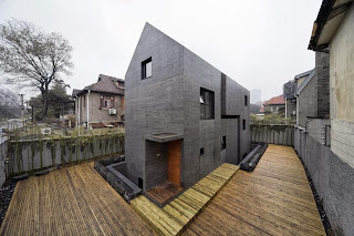 Desain Rumah Minimalis Slit House