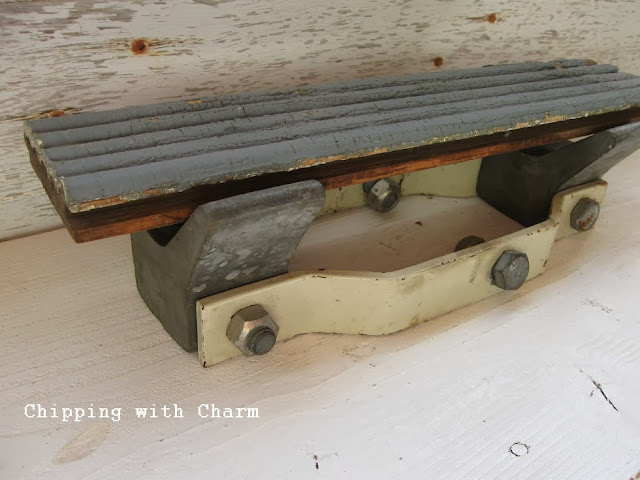 Chipping with Charm:  Mystery Junk, mini molds and more insulators for Christmas...http://www.chippingwithcharm.blogspot.com/