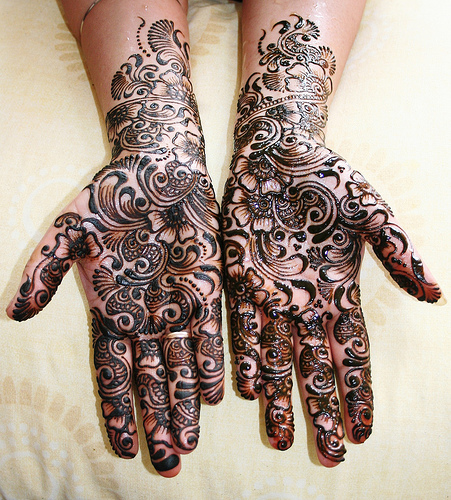 Collection of special Mehndi Designs For Brides 2011