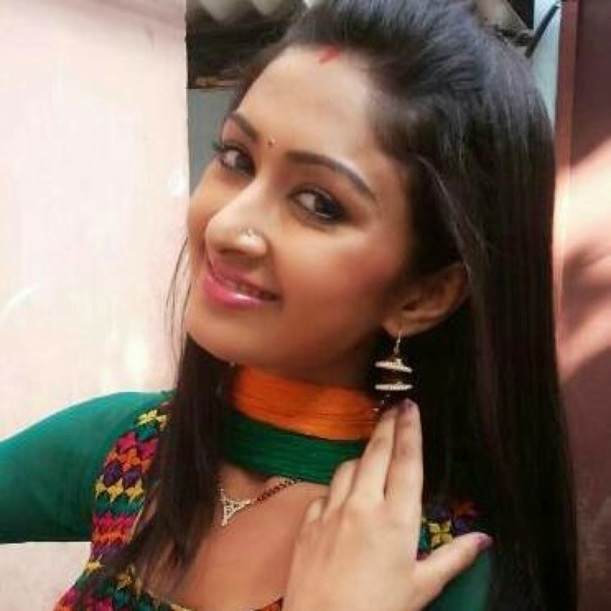 Farnaz Shetty HD wallpapers Free Download