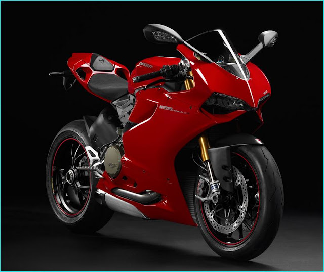 ducati-superbike-1199-panigale-s