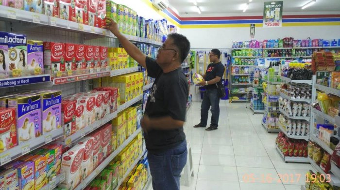 Rak Display Produk Kategori Food (MBF, SNB, CON, BEV, CLB, BFD, BRE, IFD) di Indomaret & Alfamart