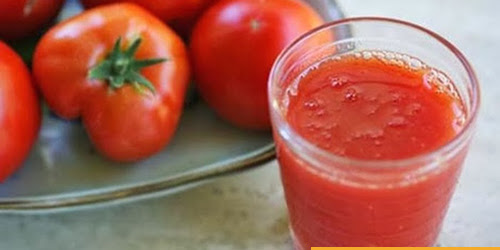 5 Razones por las que usted debe beber jugo de tomate sobre una base diaria