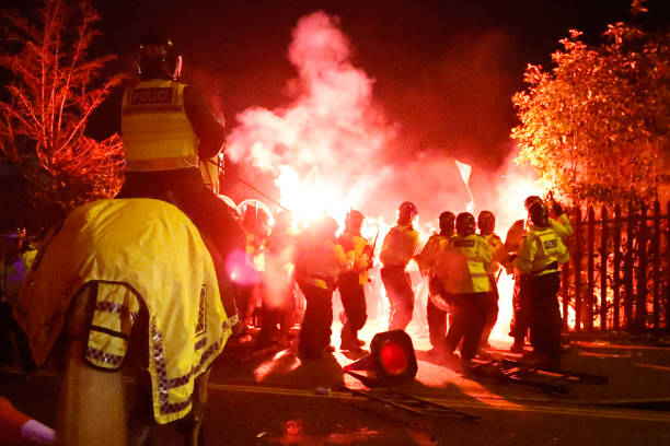 Police clash with Legia Warszawa fans