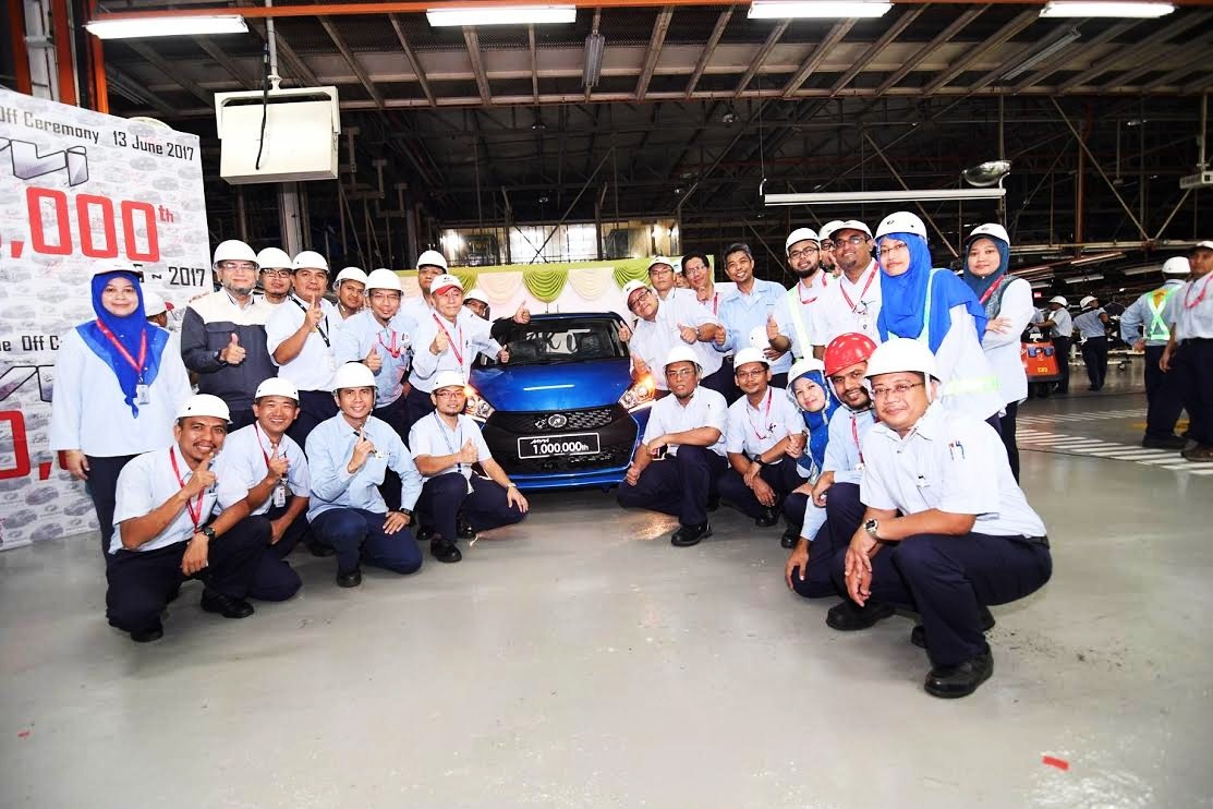 Motoring-Malaysia: Perodua Rolls Out the 1,000,000th Myvi