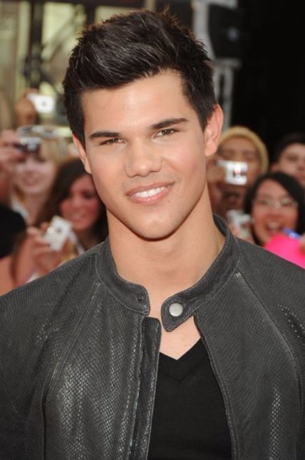 PGP: Foto / Gambar Aneka Gaya Model Rambut Taylor Lautner 