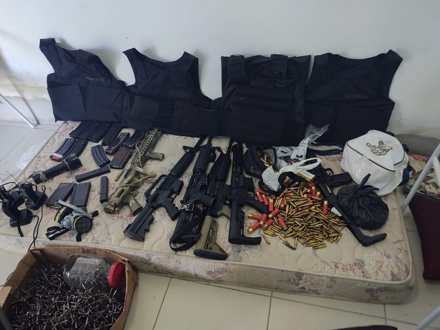 Polícia Civil apreende grande quantidade de armas e munições no Agreste de Pernambuco