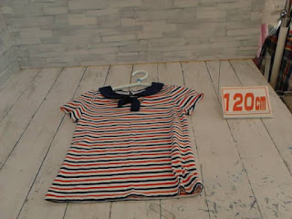 中古品　子供服　１２０ｃｍ　ａ．ｖ．ｖ　赤×ネイビー×ホワイト　ボーダー　半袖シャツ　２２０円