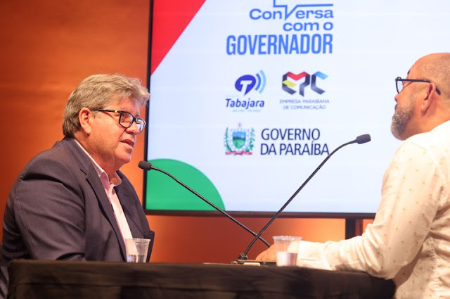 João Azevêdo determina pagamento do piso da enfermagem em folha complementar nesta quinta-feira