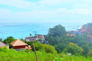 foto pemandangan dari puncak bukit panorama