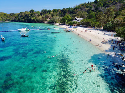 Koh He or Coral Island