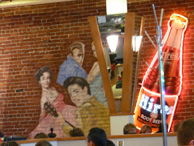Lori's Diner San Francisco
