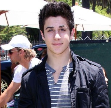 David Henrie born July 11 1989 is an American actor