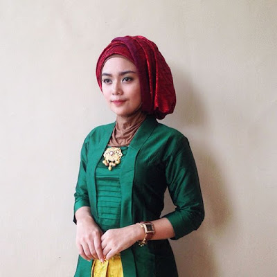  Kebaya Kutu Baru Hijab Kreasi Untuk Pesta Pernikahan Dan 