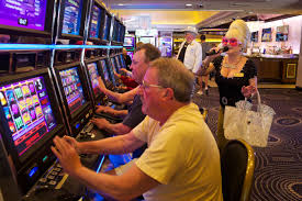 Slot Gang: Banana Blast is a Game For Those Who Like Fun With a Slots Theme 