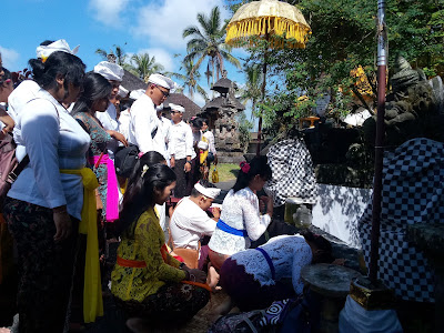 Pura Kancing Gumi   Tempat memohon kerahayuan saat 