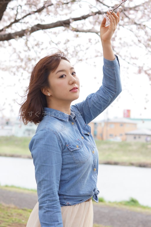 すぐそばふるさと モデルや司会者として活躍する橋本麗奈さん すぐそばふるさと モデルや司会者として活躍する橋本麗奈さん