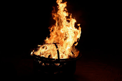 a Beltane blaze looks like this