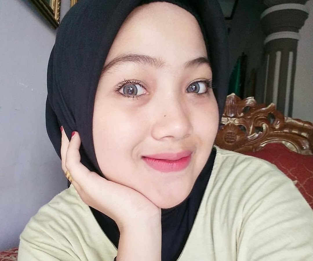 Wonder Woman Hijab