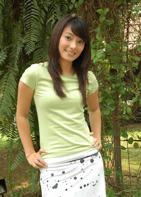 Asmirandah Zantman : Hotties Cute Indonesian Girl