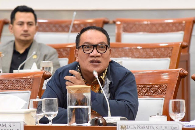 Anggota Komisi VIII DPR RI Aprozi Alam Kritisi Travel Haji 