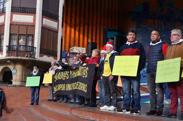 concentración de pensionistas en Barakaldo