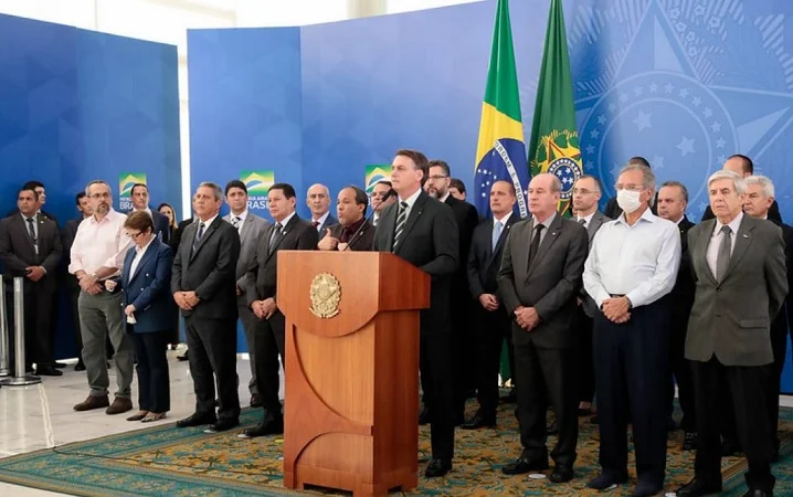 Bolsonaro desmente Moro e garante que nunca pediu à PF para 'blindar' filhos - Portal Spy Noticias