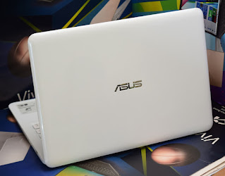 Jual Laptop ASUS E402Y AMD E2 ( 14-Inch ) White