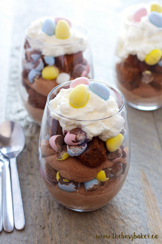 Mini Eggs Easter Brownie Parfaits - The Busy Baker