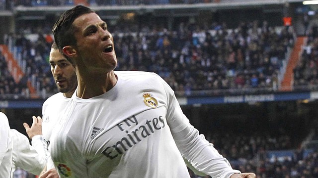 CR7 erra, se recupera, marca duas vezes, e Real Madrid vence