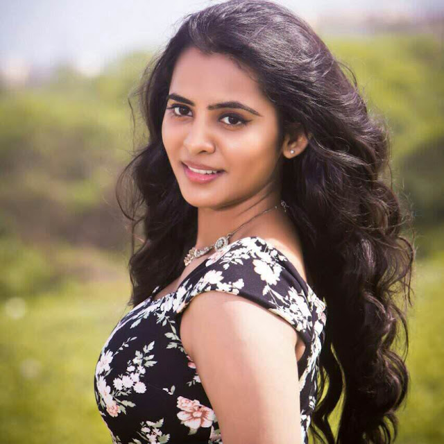 south actress Manasa Himavarsha photoshoot photos