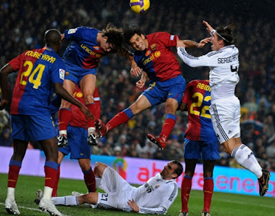 Barcelona vs Real-Madrid Football Images