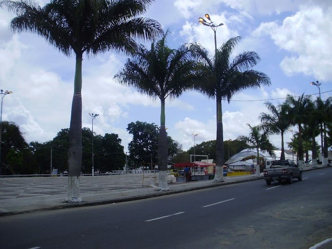 HOJE TEM CINE SESI CULTURAL NA ESPLANADA EM GARANHUNS !