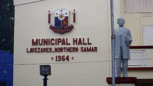 close-up shot of the municipal building identifier at Lavezares Northern Samar