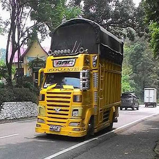 Gambar foto gambar full variasi  truk  canter terbaru 