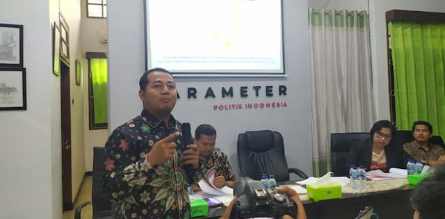 Adi Prayitno: Jika Benar Ada Menteri Berkhianat, Dipecat Saja!