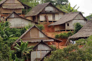 bagian inti rumah suku Baduy disebut imah 