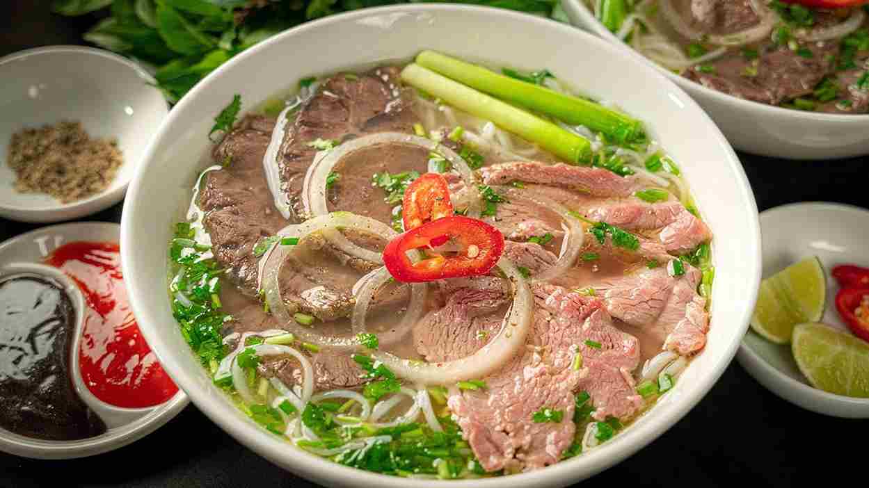 Resep pho, mie kuah daging sapi khas vietnam yang super lezat