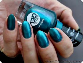 sally_hansen_miracle_gel